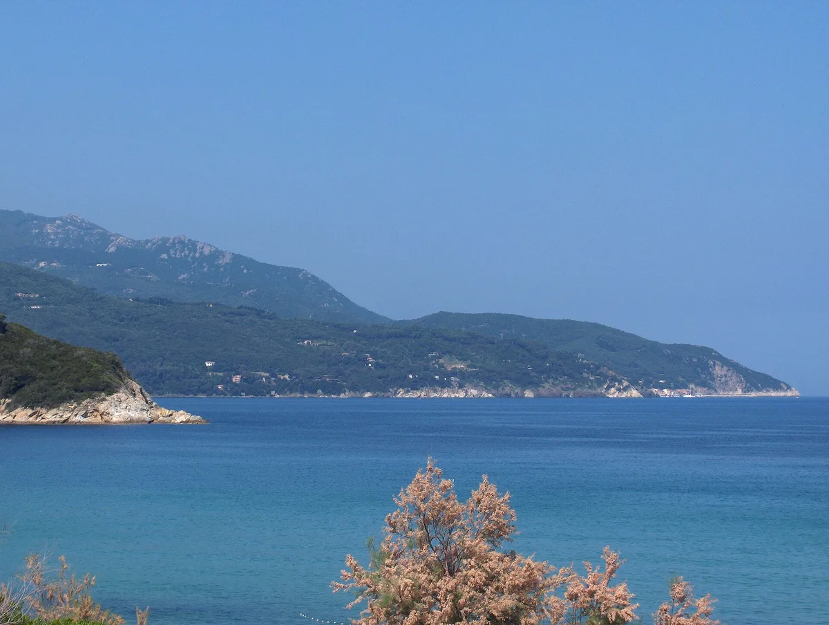 Plage de Procchio, Marciana, Tuscany, Italie — 5