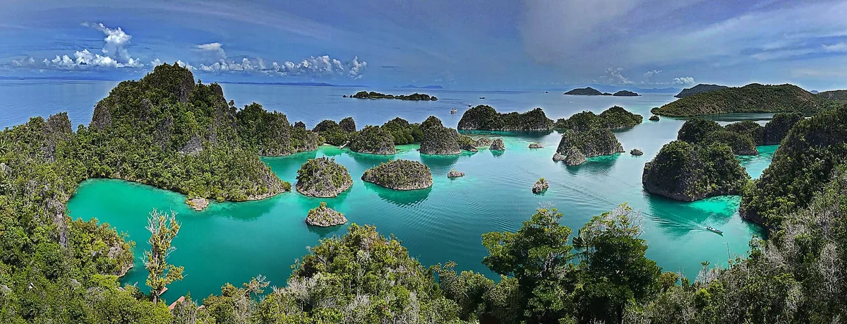 Plage de Pianemo, Waigeo Barat Kepulauan, West Papua, Indonésie — 2