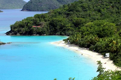 Trunk Bay Beach