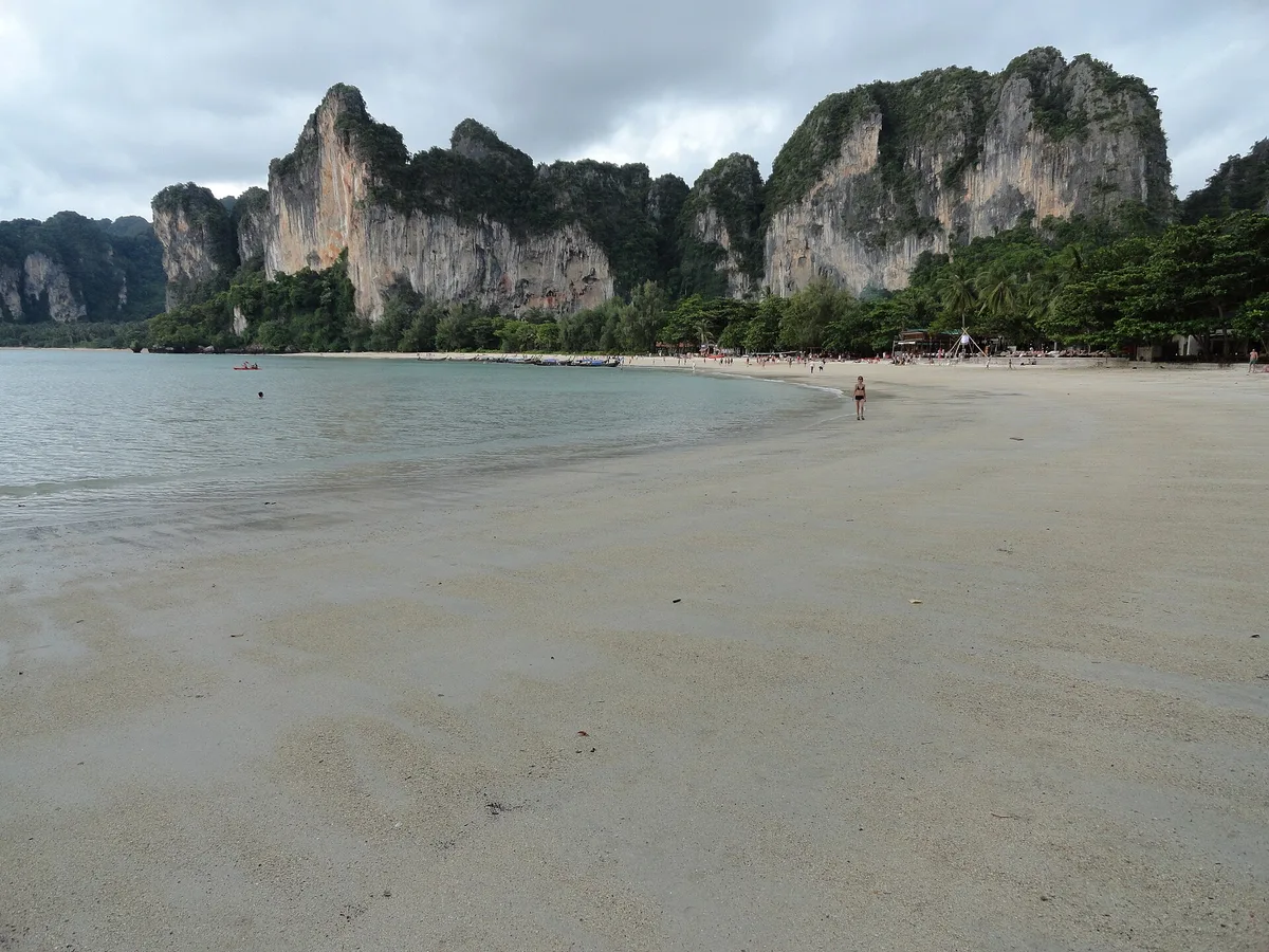 Spiaggia di Railay Est, Mueang Krabi, Andaman Sea Coast, Thailandia — 4