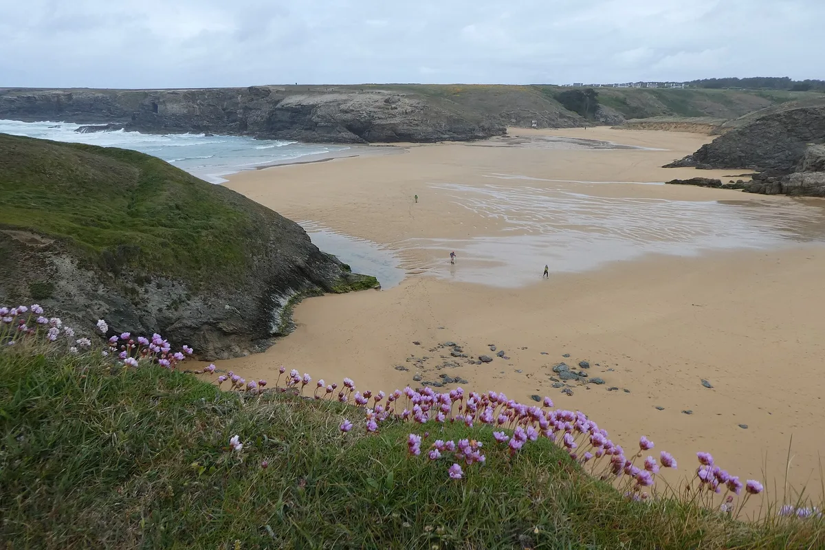 Plage du Vazen, Bangor, Brittany, France — 4