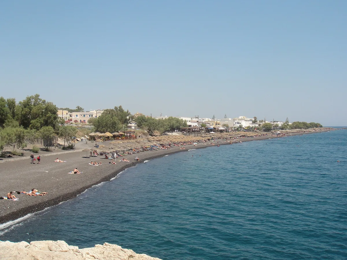 Playa de Kamari, Cyclades, Grecia — 3