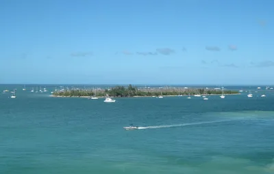 Plage de Wisteria Island, Key West (offshore, ownership disputed), Florida Keys, États-Unis — 2