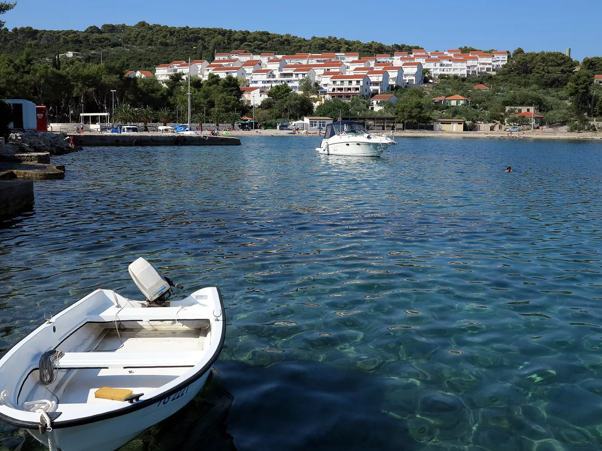 Plage de Supetar, Supetar, Adriatic Islands, Croatie — 6