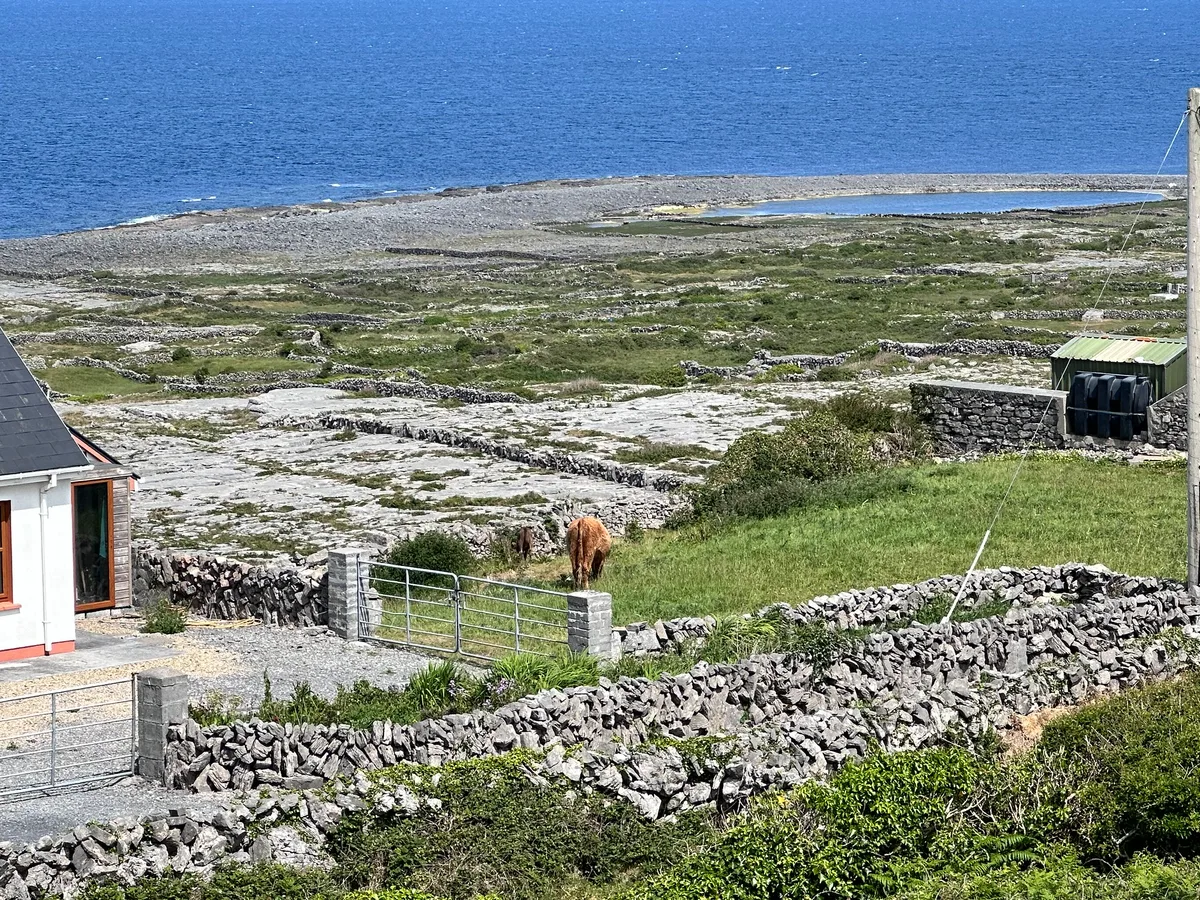 Trá Mhór Beach, Iaraine, Connacht, Ireland — 4