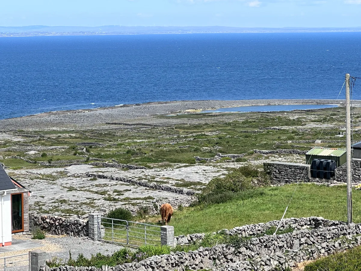 Trá Mhór Beach, Iaraine, Connacht, Ireland — 3