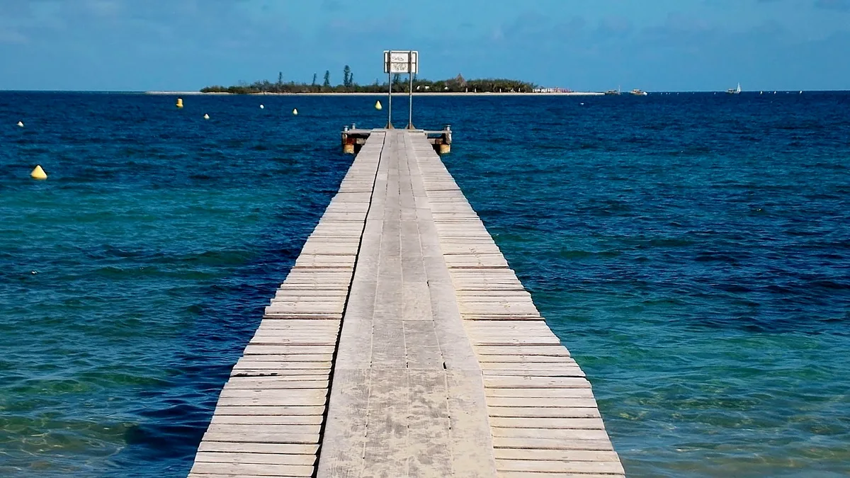 Méridien-Strand, Nouméa, Nouvelle-Calédonie, Frankreich — 2