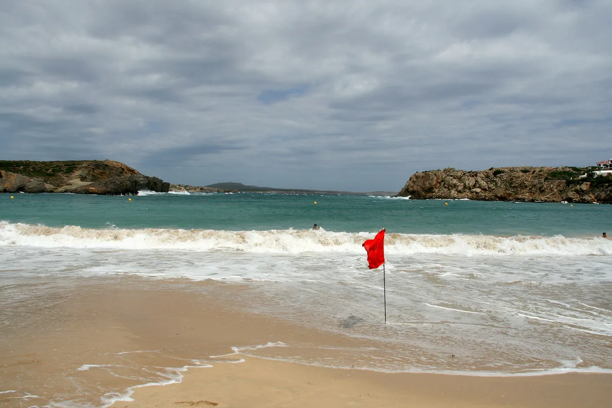Plage d'Arenal Castell, Es Mercadal, Balearic Islands, Espagne — 5
