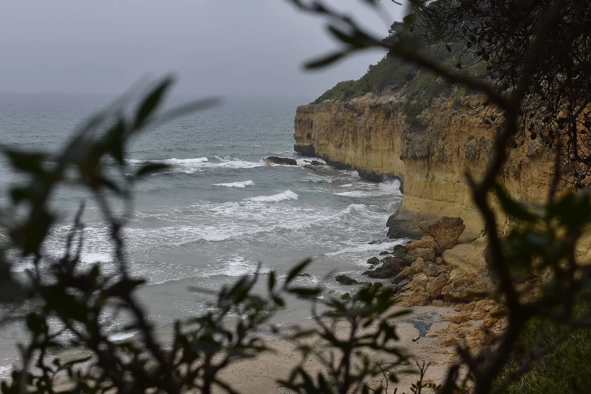 Cala Fonda, Tarragona, Catalonia, España — 6