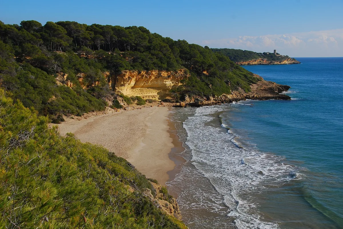 Cala Fonda, Tarragona, Catalonia, España — 5