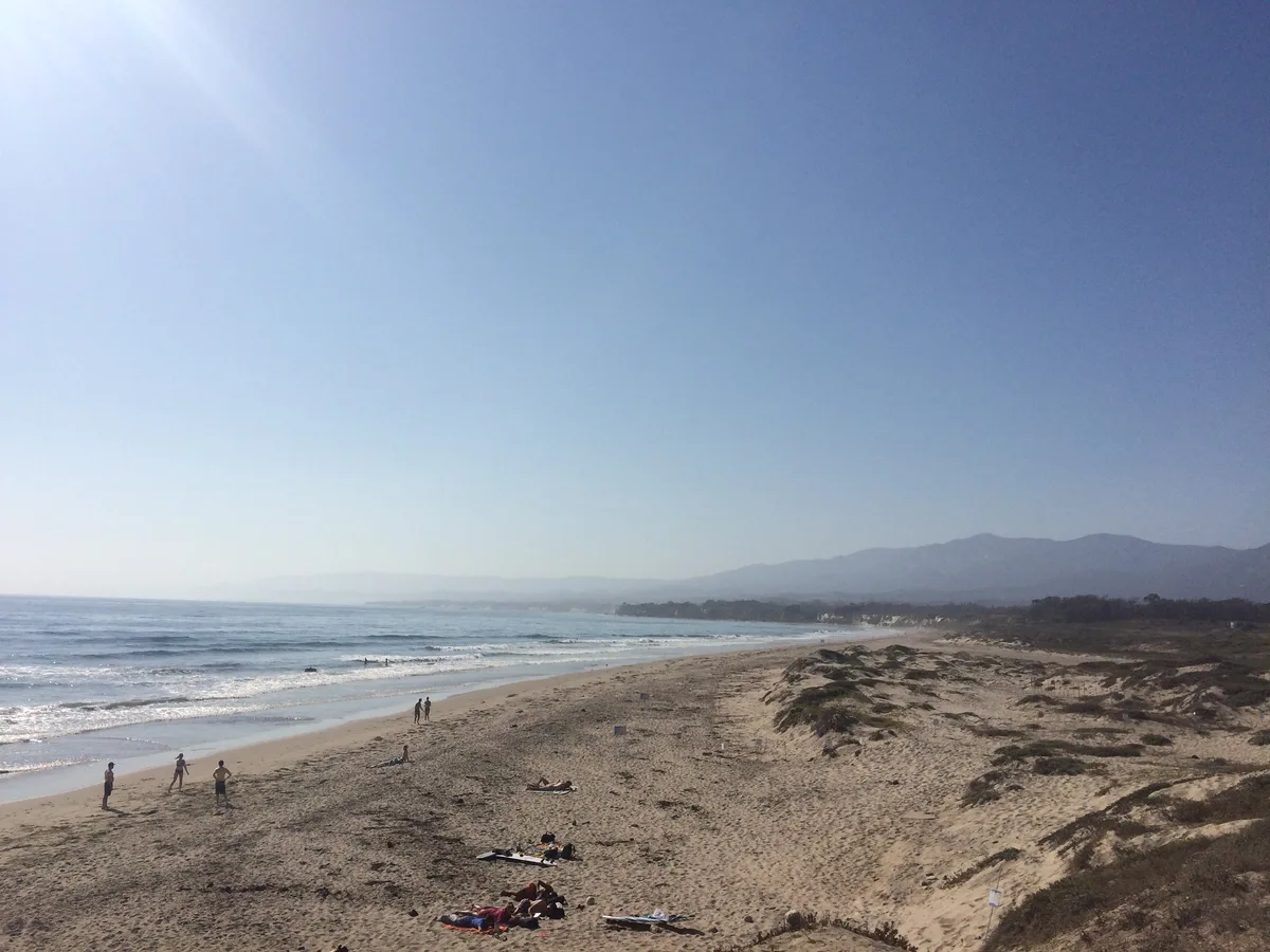 Plage d'Isla Vista, Isla Vista, California Coast, États-Unis — 4