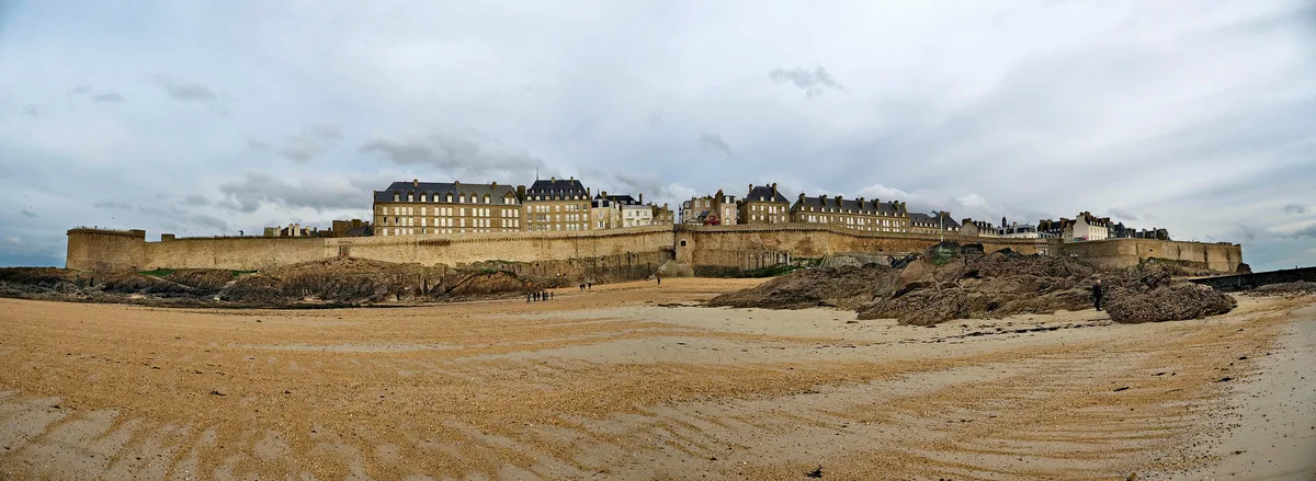 Bon Secours-Strand, Saint-Malo, Brittany, Frankreich — 4