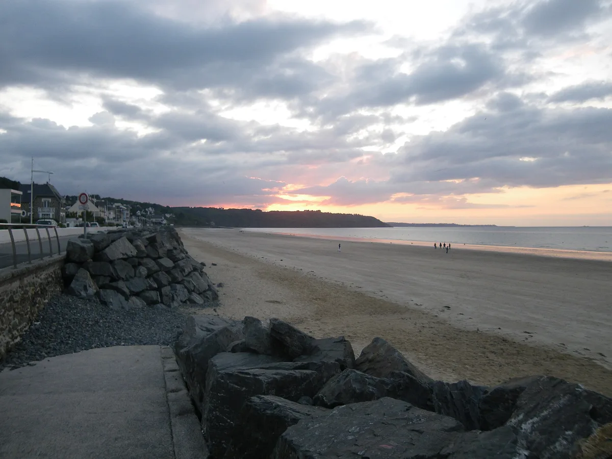 Les Rosaires, Plérin, Bretagne, France — 2