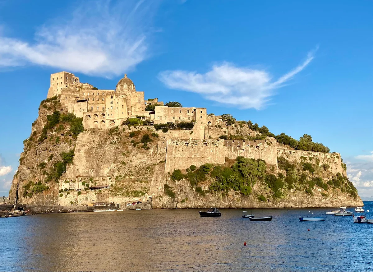 Playa de Cartaromana, Ischia, Campania, Italia — 5