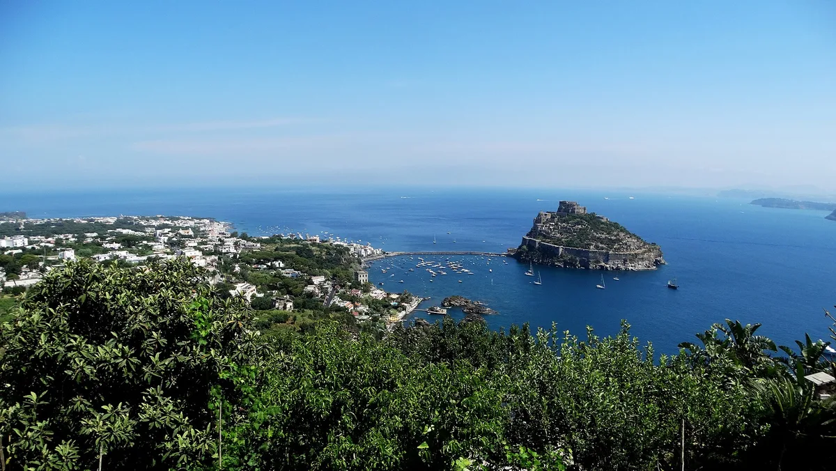 Playa de Cartaromana, Ischia, Campania, Italia