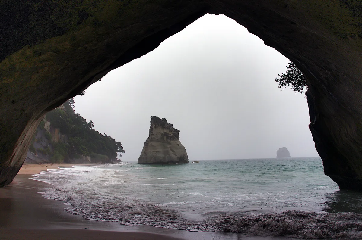 Te Whanganui-A-Hei (Cathedral Cove) Beach, Hahei, Waikato, New Zealand — 4