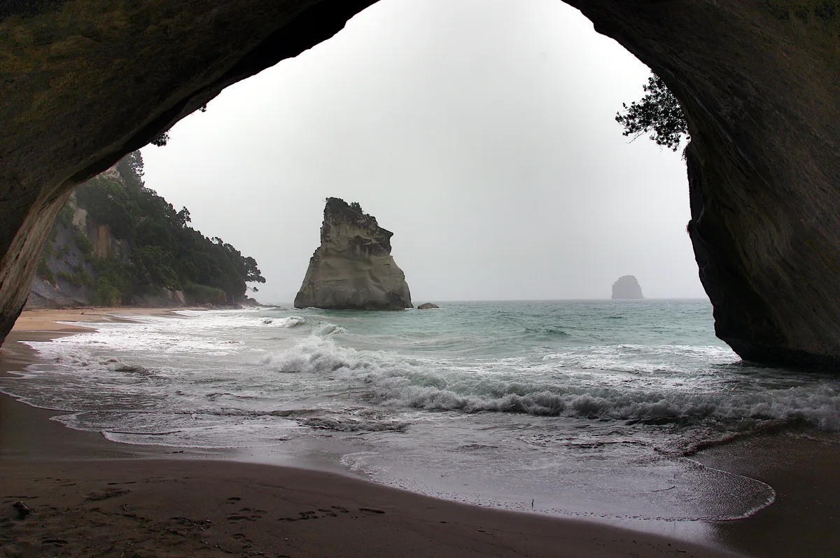 Te Whanganui-A-Hei (Cathedral Cove) Beach, Hahei, Waikato, New Zealand — 3