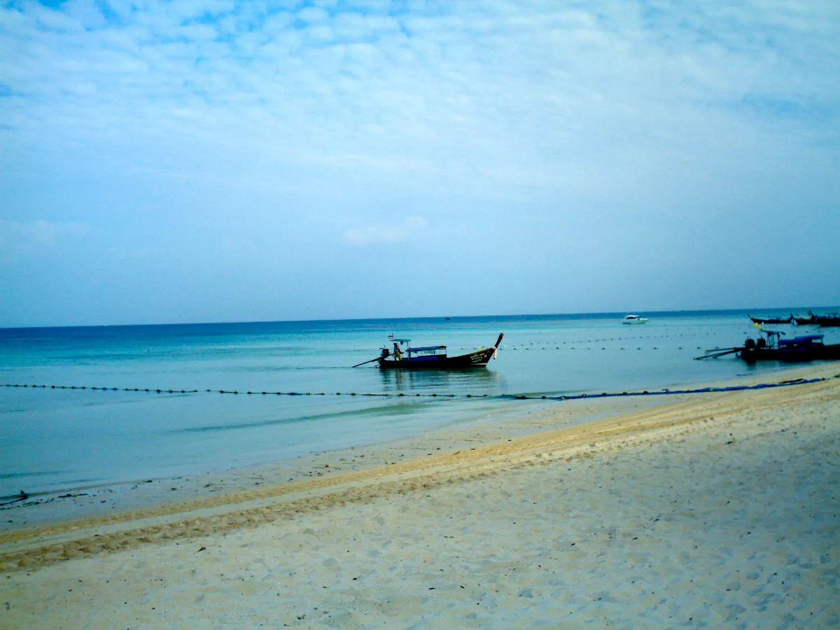 Laem Thong-Strand, Ao Nang, Andaman Sea, Thailand — 6