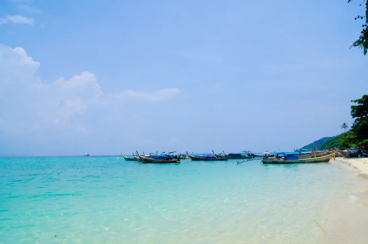Laem Thong-Strand, Ao Nang, Andaman Sea, Thailand — 4