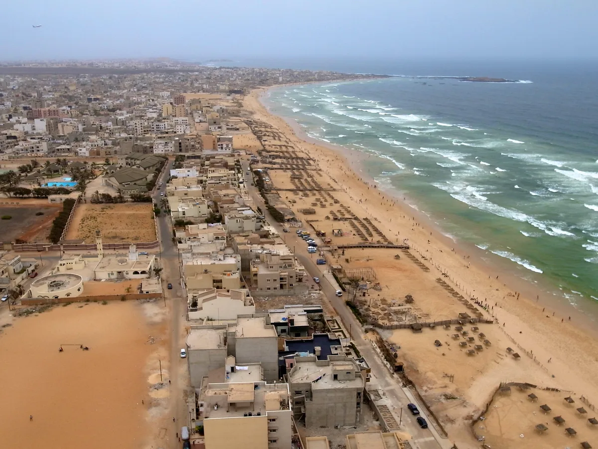 Playa de Bargny, Bargny, Cap-Vert Peninsula, Senegal — 5