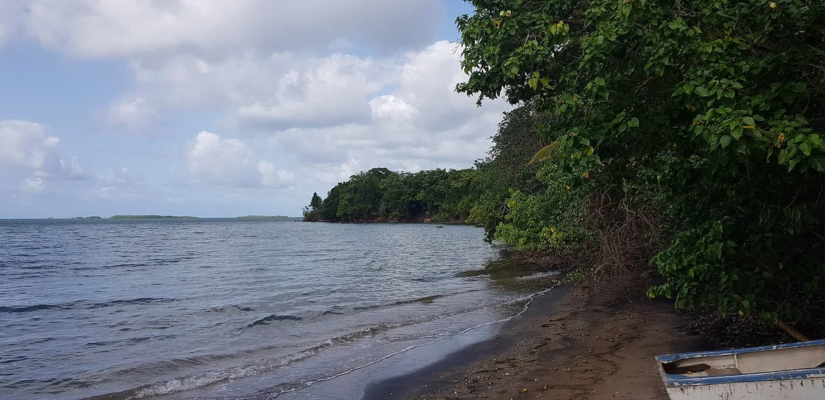 Caraïbe-Strand, Pointe-Noire, Guadeloupe, Frankreich — 2