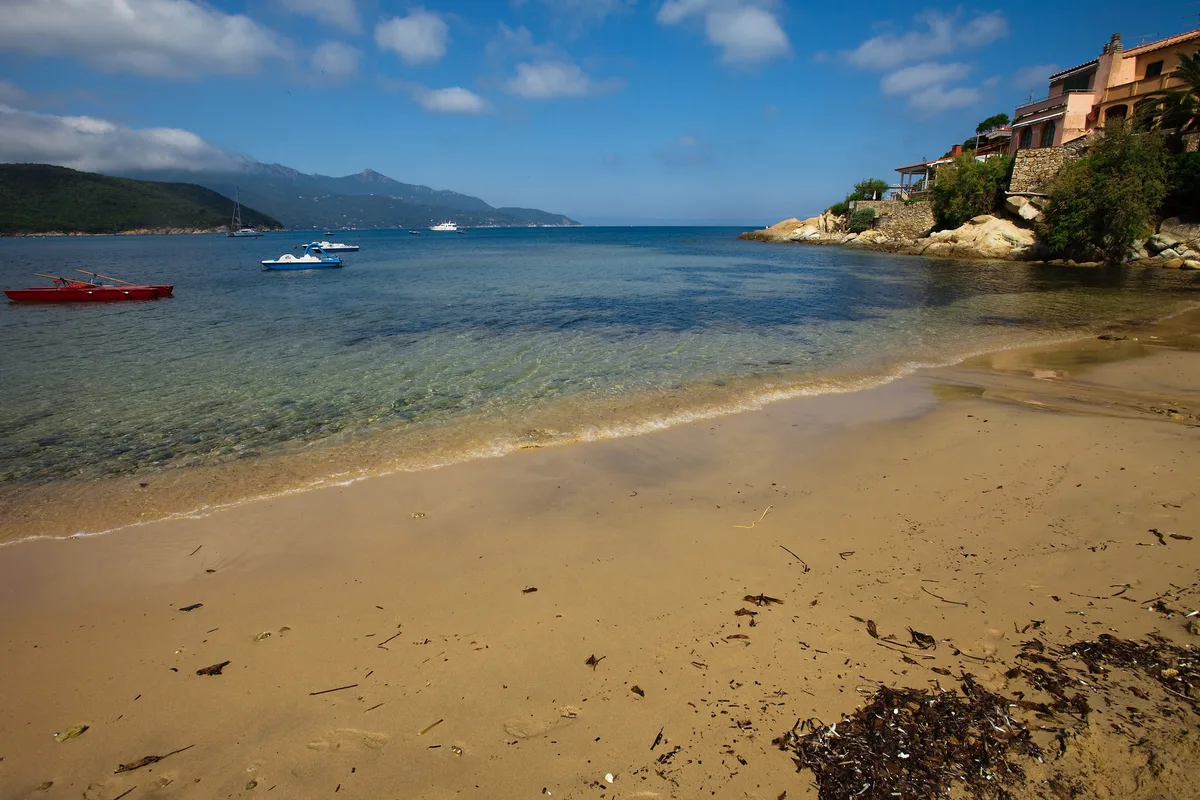 Forno Beach, Portoferraio, Tuscany, Italie — 2