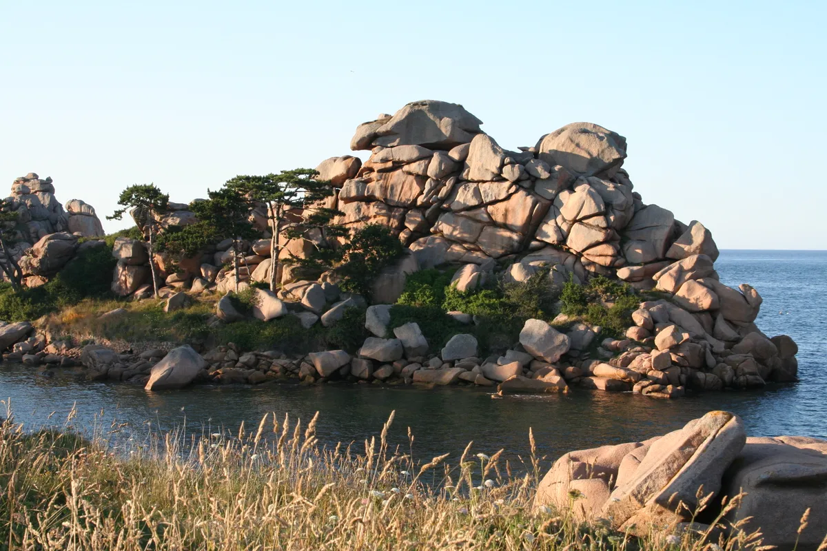 Pors-Rolland-Strand, Trégastel, Brittany, Frankreich — 3
