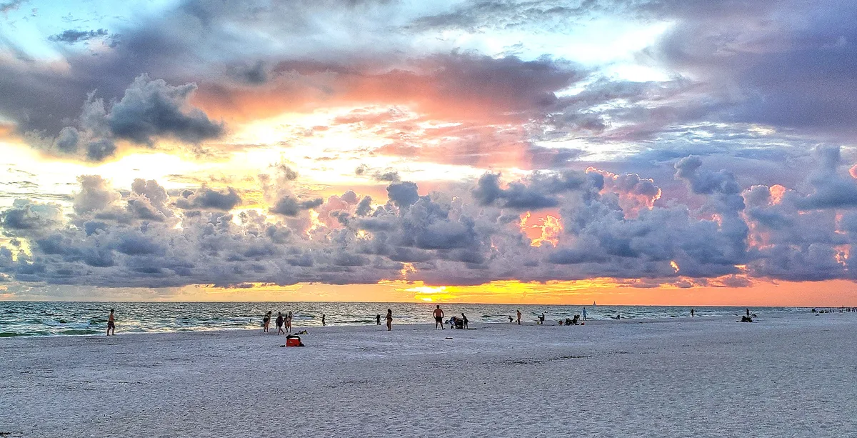 Treasure Island Beach, Treasure Island, Florida Gulf, United States — 2