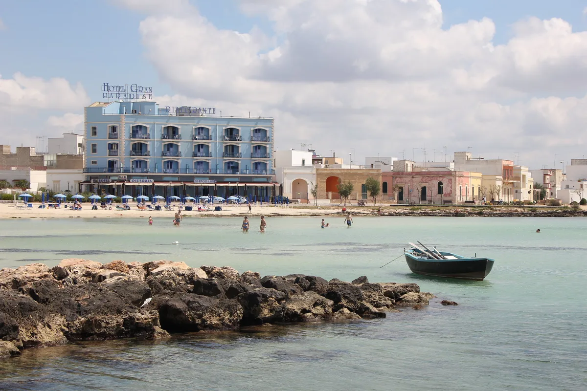 Plage de Porto Cesareo, Porto Cesareo, Puglia, Italie — 2
