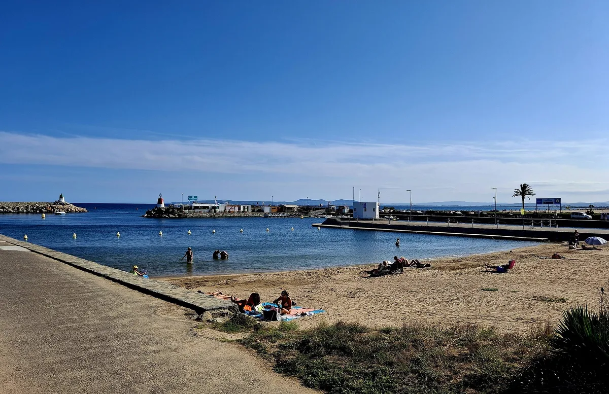 Platja de Empuriabrava, Castelló d'Empúries, Catalonia, España — 2
