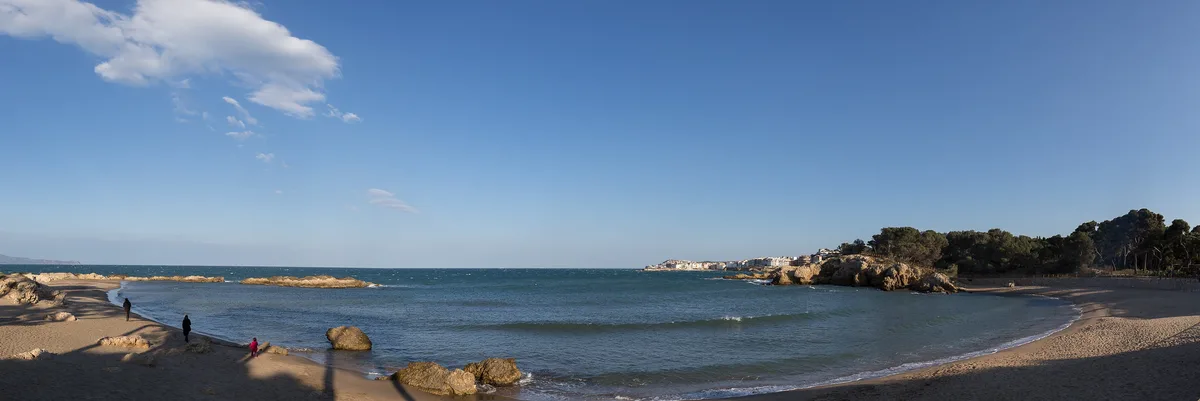 Playa de Les Muscleres, L'Escala, Catalonia, España — 4