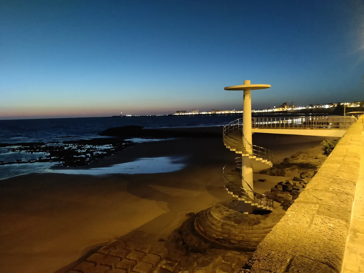 Playa de Santa María del Mar, Cádiz, Andalusia, España — 6