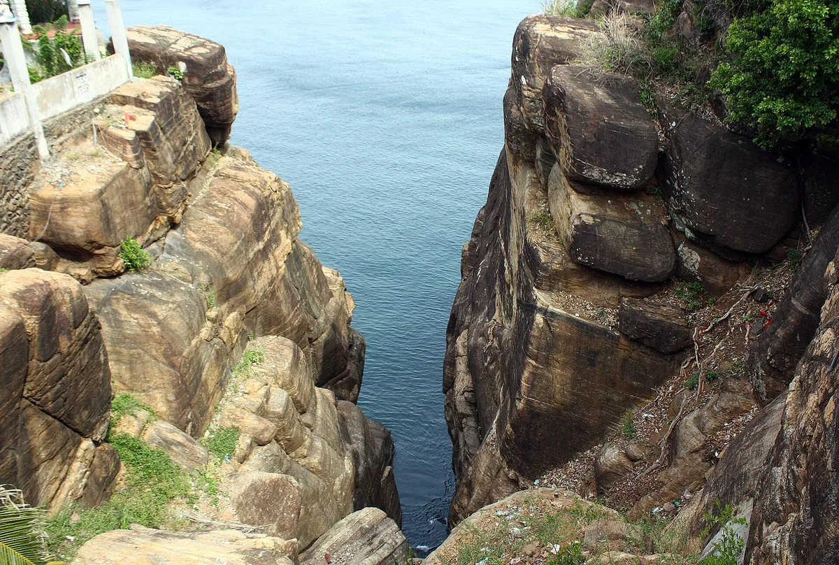 Plage de Swami Rock, Trincomalee, Eastern Province, Sri Lanka — 5