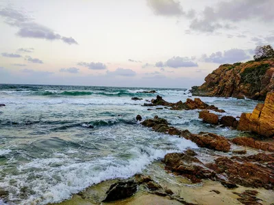 Plage de Swami Rock