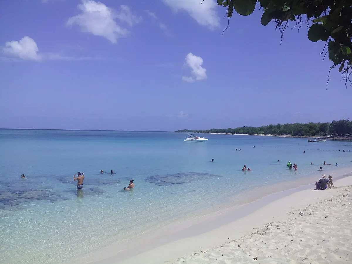Souffleur-Strand, Port-Louis, Guadeloupe, Frankreich — 5