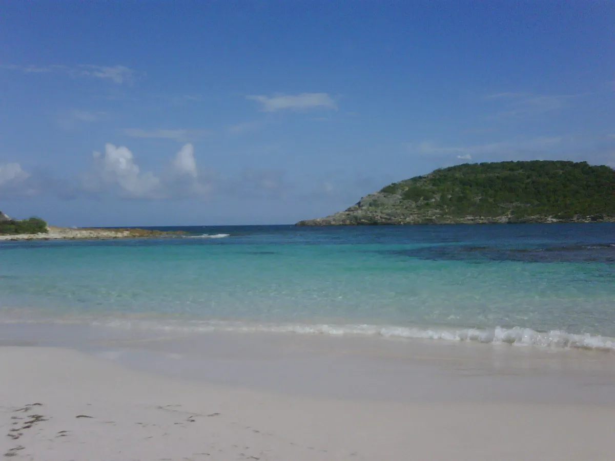 Plage de Half Moon Bay, Saint Philip, Lesser Antilles, Antigua and Barbuda — 4
