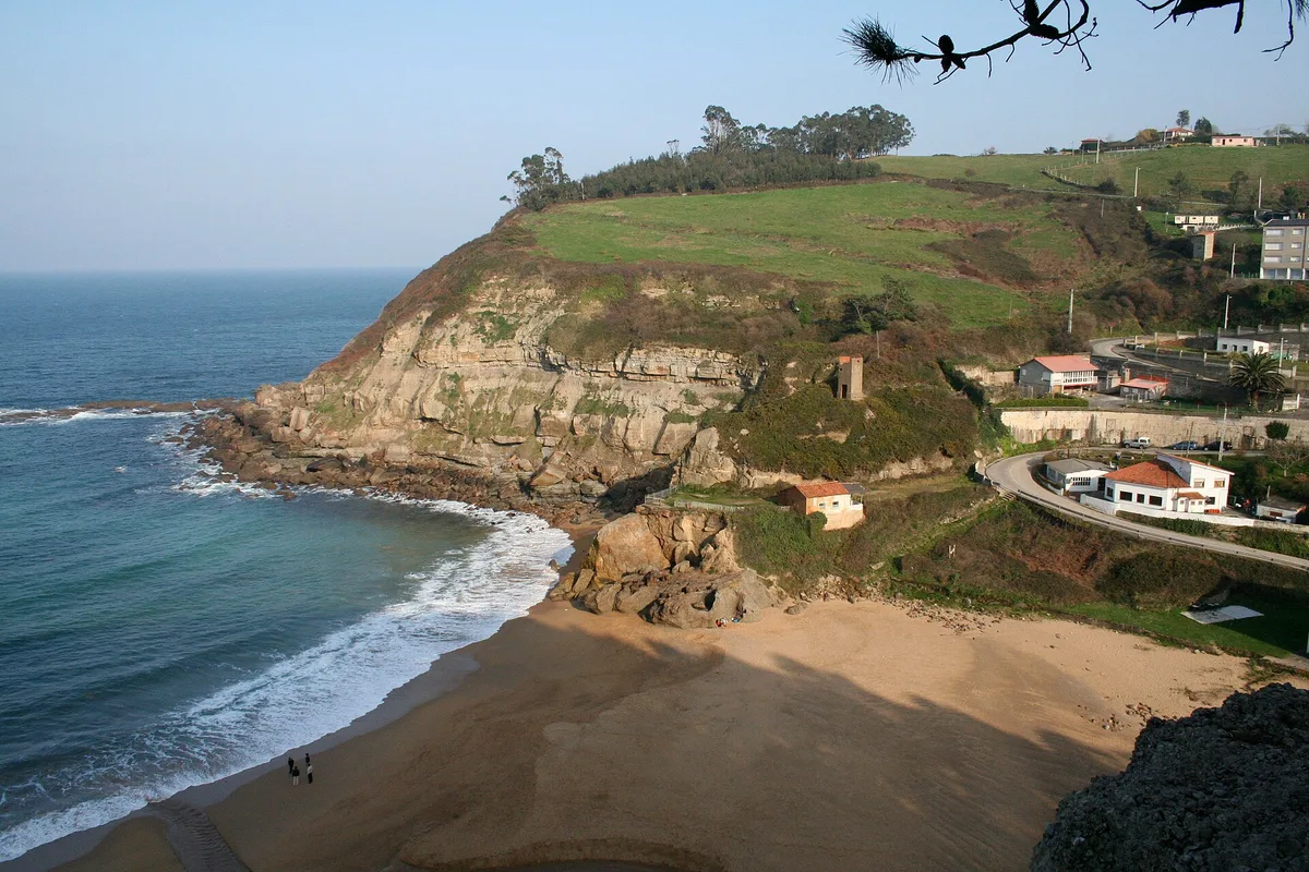 Plage de la Ñora, Villaviciosa, Asturias, Espagne — 4