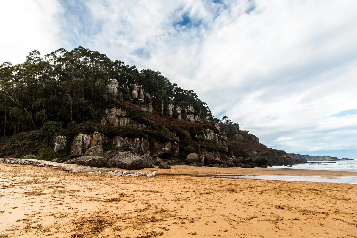 Plage de la Ñora, Villaviciosa, Asturias, Espagne — 3