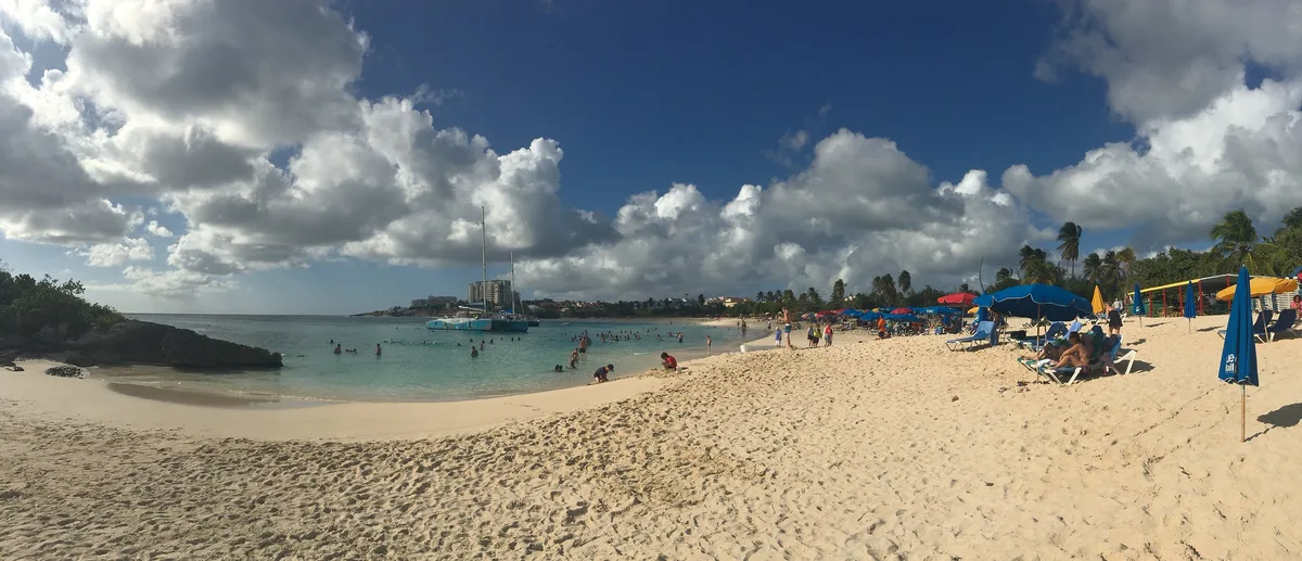Mullet Bay Beach, Lowlands, Leeward Islands, Sint Maarten — 3