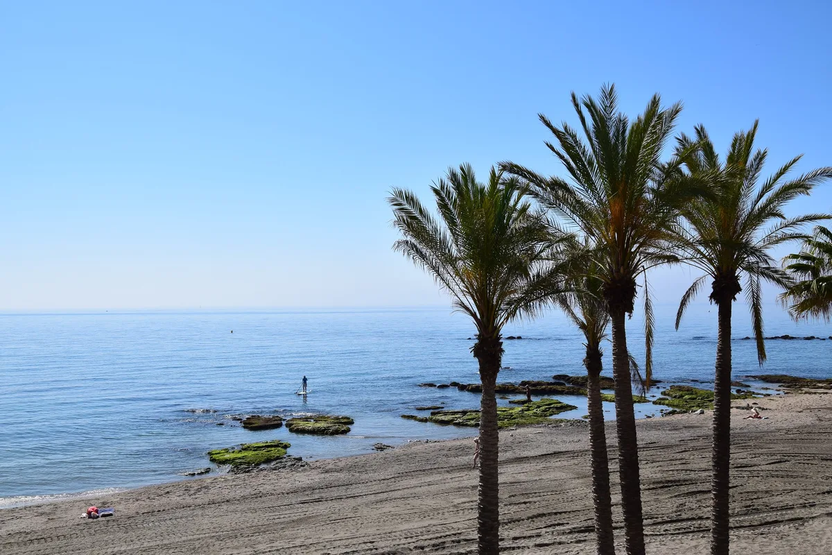 Playa de Arroyo de la Miel, Benalmádena, Andalusia, España — 3