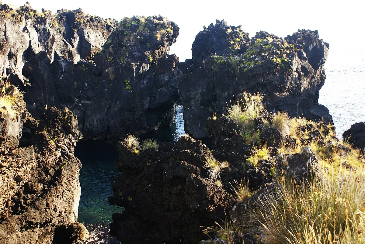 Plage du Cais do Pico, São Roque do Pico, Azores, Portugal