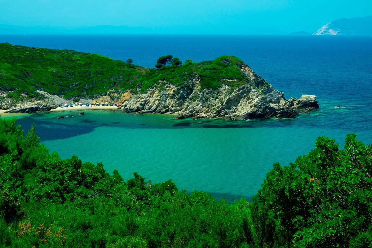Praia de Agia Eleni, Skiathos, Sporades, Grécia — 4