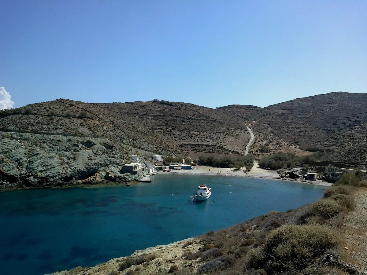 Plage d'Agios Georgios, Cyclades, Grèce — 2