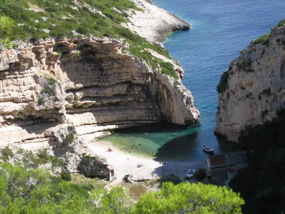 Plage de Stiniva