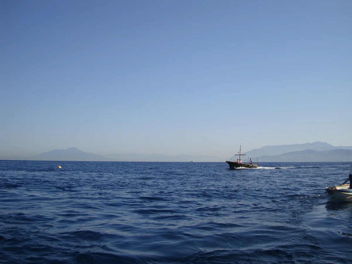 Spiaggia di Punta dell'Arcera, Anacapri, Campania, Italy — 5