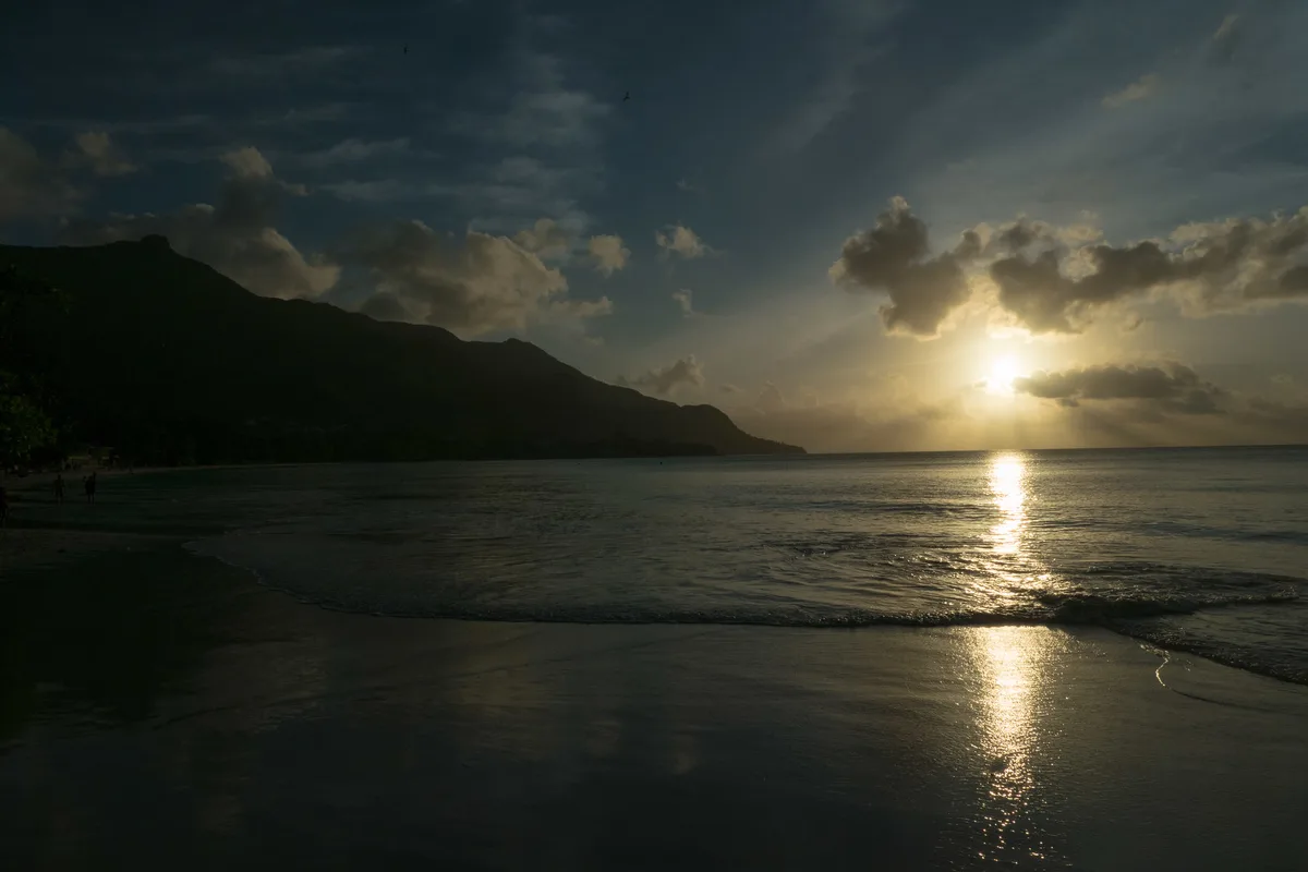 Praia de Beau Vallon, Beau Vallon, Seychelles Inner Islands, Seicheles — 4