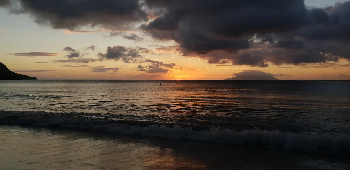 Praia de Beau Vallon, Beau Vallon, Seychelles Inner Islands, Seicheles — 2