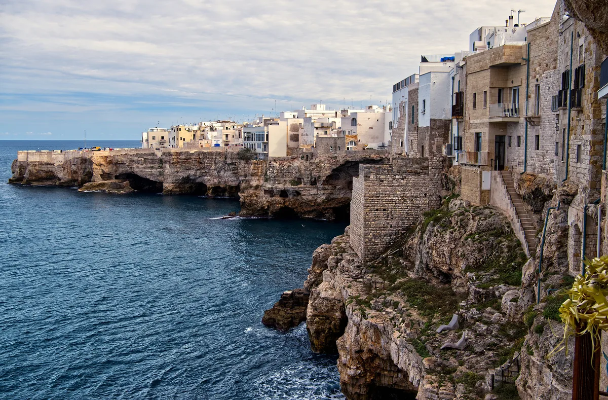 Plage de Lama Monachile, Polignano a Mare, Puglia, Italie — 4