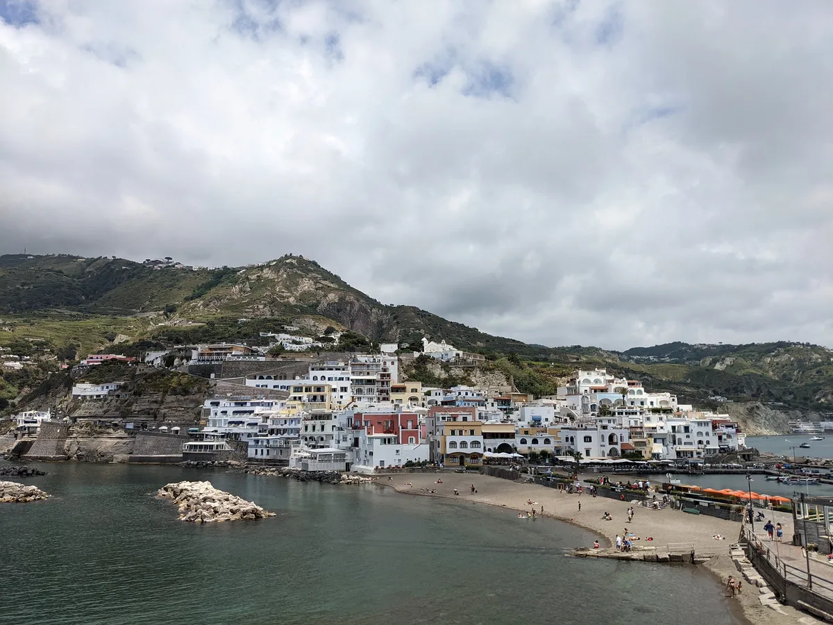 Playa de Sant'Angelo, Serrara Fontana, Campania, Italia — 6