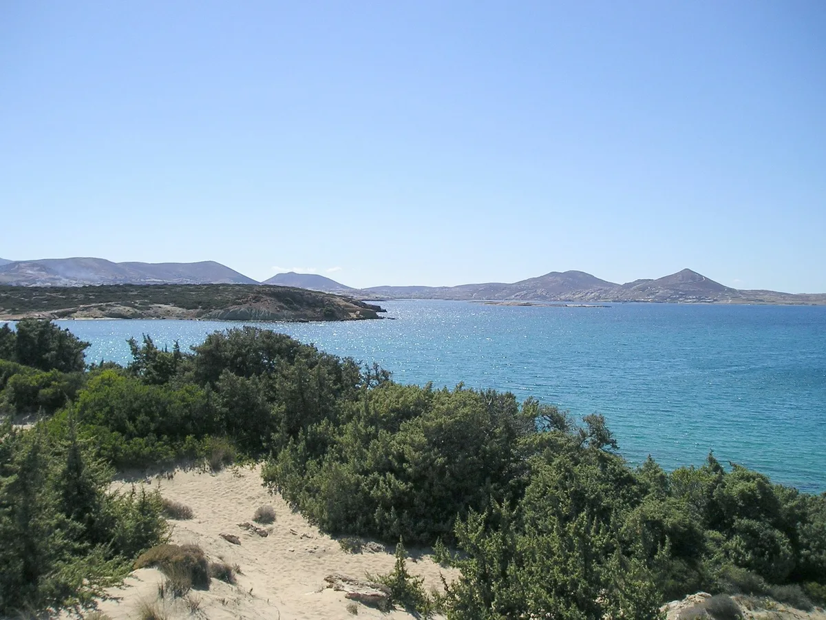 Plage de Lageri, Naoussa, Cyclades, Grèce — 2